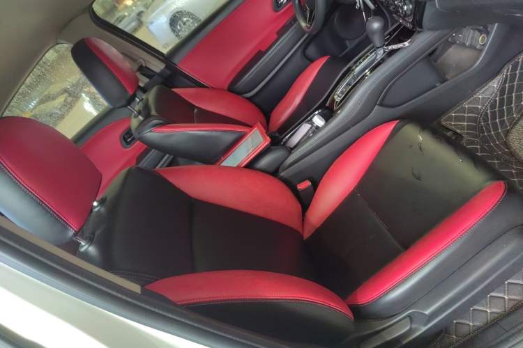 Used Honda Vezel 2015 1.5L CVT two-wheel drive Comfort trim
