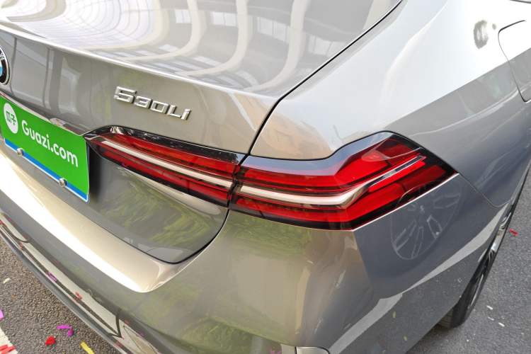 Used BMW 5 Series 2024 530Li Luxury Package Premium Edition