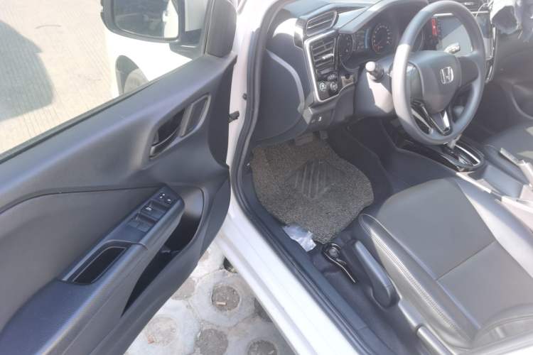 Used Honda Gienia 2017 1.5L CVT Comfort Version