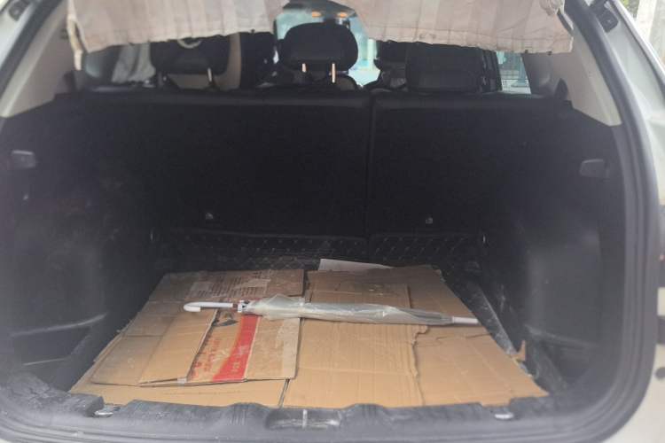 Used Jeep Compass 2017 200T Automatic Family Edition Trunk