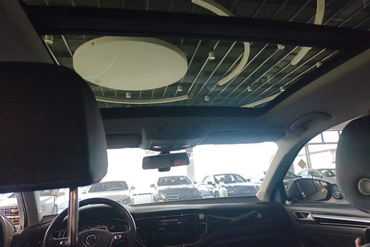 Used Volkswagen T-ROC 2022 280TSI DSG Two-Wheel Drive Comfort PLUS