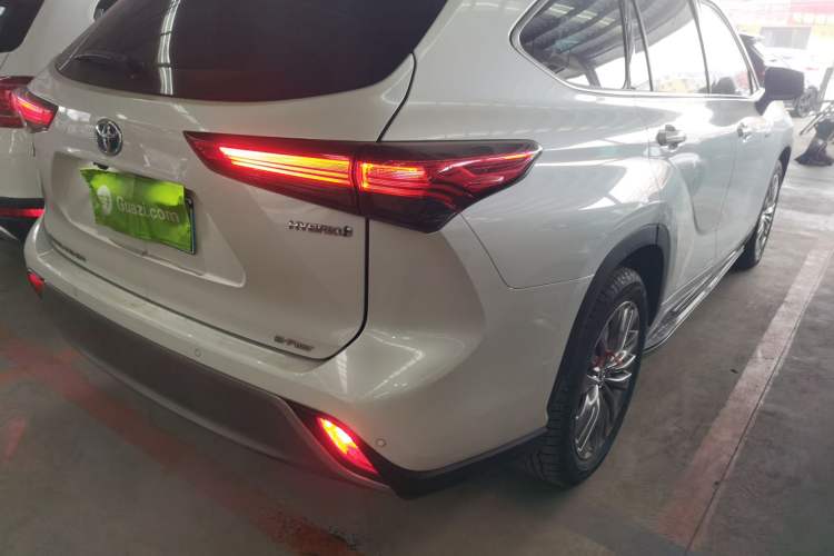 Used Toyota Highlander 2023 2.5L Smart Electric Hybrid Dual-Engine Four-Wheel Drive Prestige Version – 7 Seats