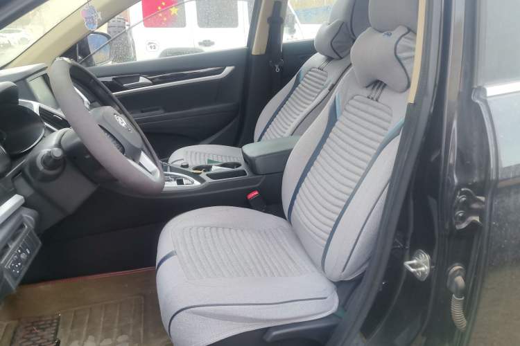 Used Dongfeng Aeolus AX7 2015 2.0L Automatic Zhiyi Trim