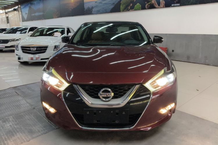 Used Nissan Maxima 2016 2.5L XV Ultimate Edition Front