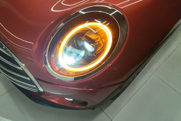 Used MINI Clubman 2022 1.5T COOPER Connoisseur Left Front Headlight