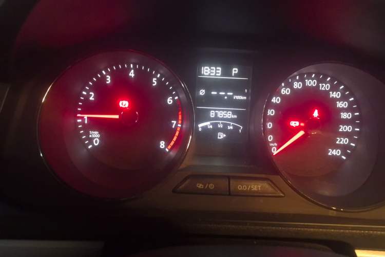 Used Volkswagen Gran Lavida 2017 180TSI DSG Comfort Edition Odometer Close Up