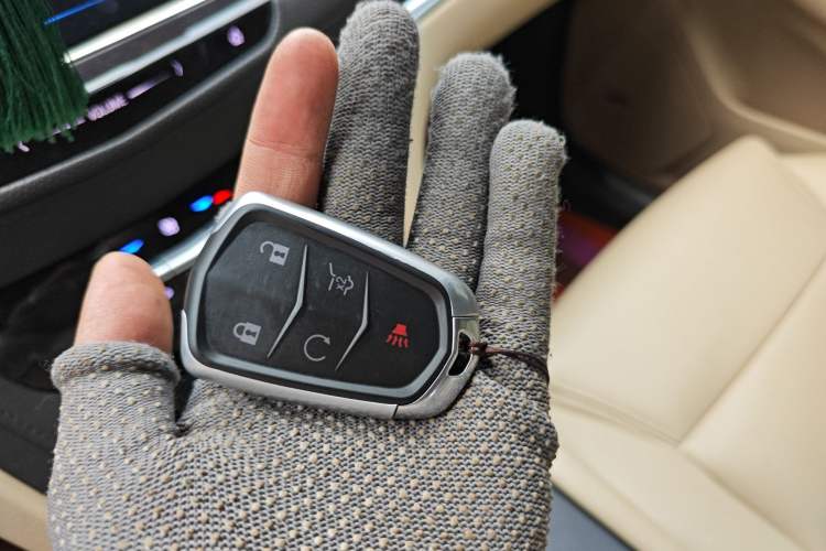 Used Cadillac XT5 2017 Anniversary Edition 28T Four-Wheel Drive Luxury Model
