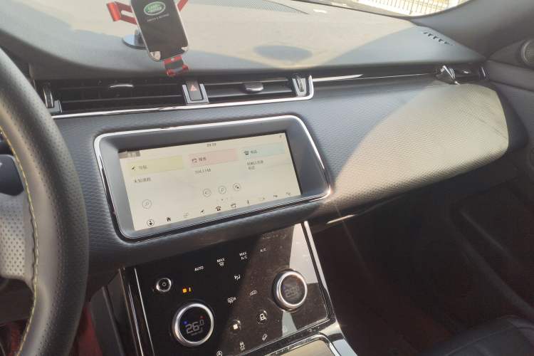 Used Land Rover Range Evoque 2020 249 PS R-DYNAMIC S Sport Edition Audio And AC Panel