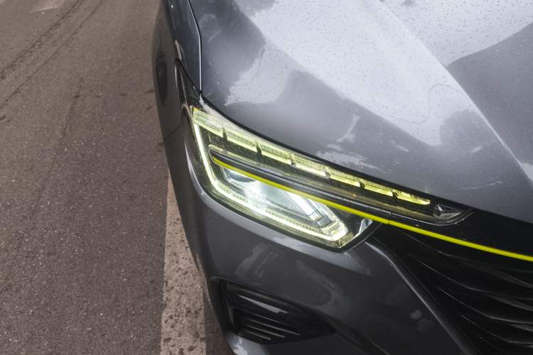 Used Roewe RX5 2020 PLUS 300TGI Automatic Ali National Trend Flagship Edition
