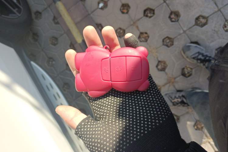 Used Mercedes-Benz GLC 2021 GLC 300 L 4MATIC Dynamic Model Vehicle Key