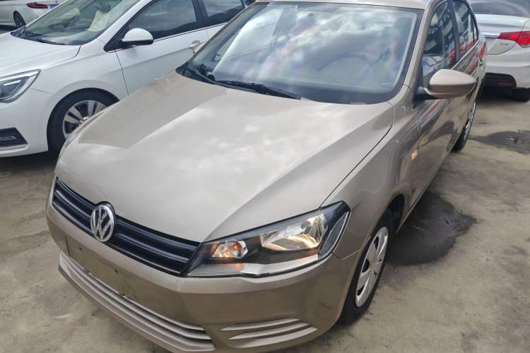 Used Volkswagen Jetta 2013 1.6L Manual Fashion Edition