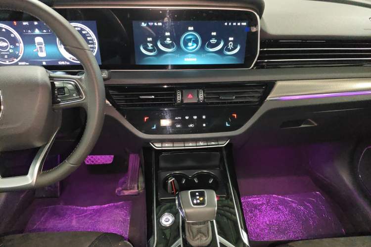 Used Hongqi HS5 2022 Revised Version 2.0T Smart Connect Flagship Edition
