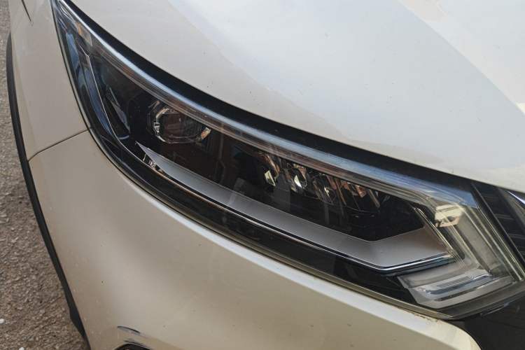 Used Nissan Qashqai 2022 2.0L CVT XV Premier Luxury Edition Right Front Headlight