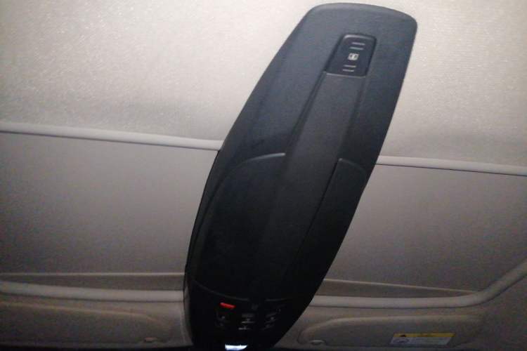 Used DS 5 2015 1.6T Luxury Edition THP160 Headliner