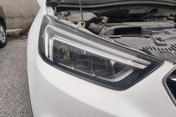 Used Buick Encore 2016 18T Automatic Two-Wheel Drive Urban Elite Model