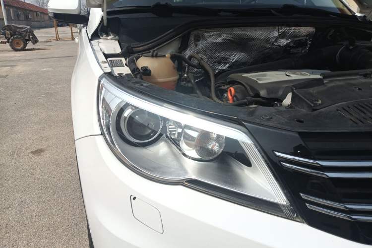 Used Volkswagen Tiguan 2012 2.0 TSI Automatic All-Wheel Drive Flagship Edition
