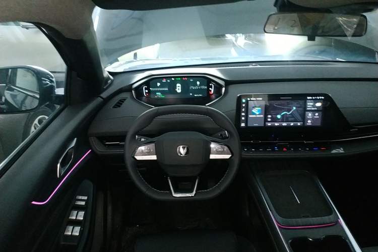 Used Changan CS55PLUS PHEV 2025 Smart New Blue Whale 125km Battleship Edition
