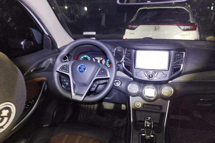 Used BYD Song New Energy 2017 Song DM 1.5TID All-Wheel Drive Luxury Model