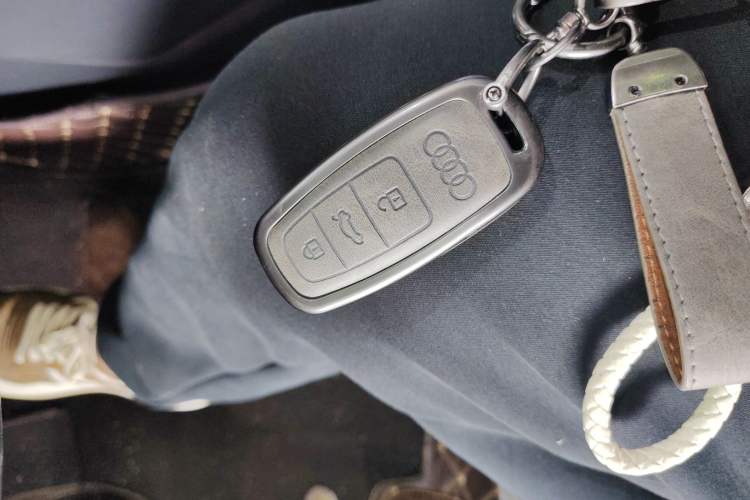 Used Audi A6L 2021 40 TFSI Luxury Dynamic Edition Vehicle Key