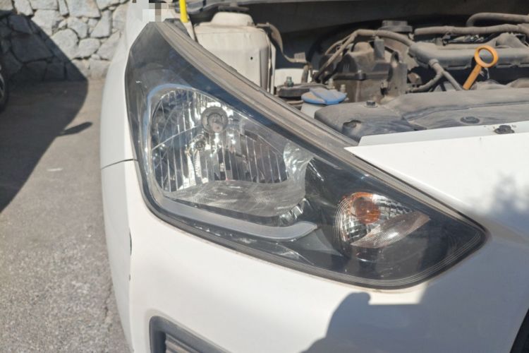 Used Hyundai Verna (older generation) 2017 1.4L Manual Refreshed Version China VI Standard