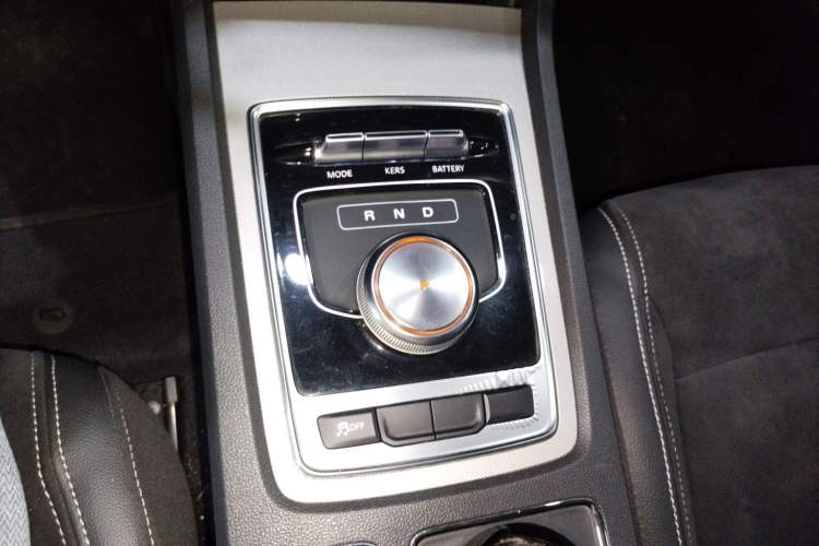 Used Roewe i6 New Energy 2017 45T Hybrid Connective Smart Luxury Edition