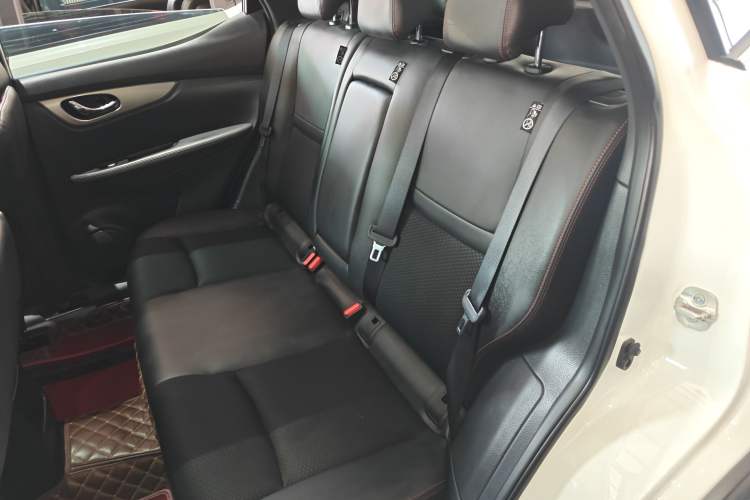 Used Nissan Qashqai 2019 2.0L CVT Luxury Edition Left Rear Seat