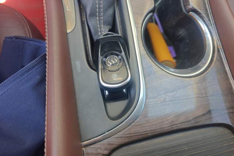 Used Buick Envision 2016 20T Two-Wheel-Drive Elite Model Vehicle Key