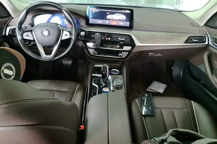 Used BMW 5 Series 2022 530Li Leading Model M Sport Package
