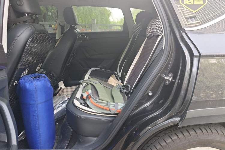 Used Volkswagen Tharu 2022 330TSI Four-Wheel Drive Luxury Edition Left Rear Seat