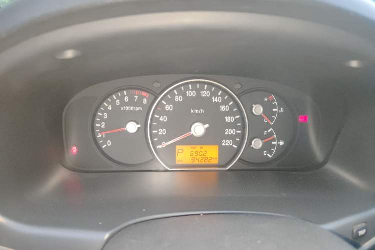 Used Kia Carens 2007 2.0L 5-Seater Comfort Edition