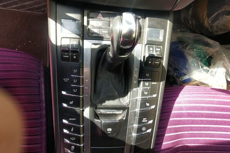 Used Porsche Macan 2014 Macan 2.0T Gear Lever