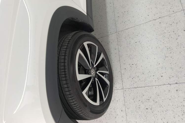 Used Volkswagen Tharu 2020 280TSI Two-Wheel Drive Luxury Plus Version China VI Standard Exterior 4