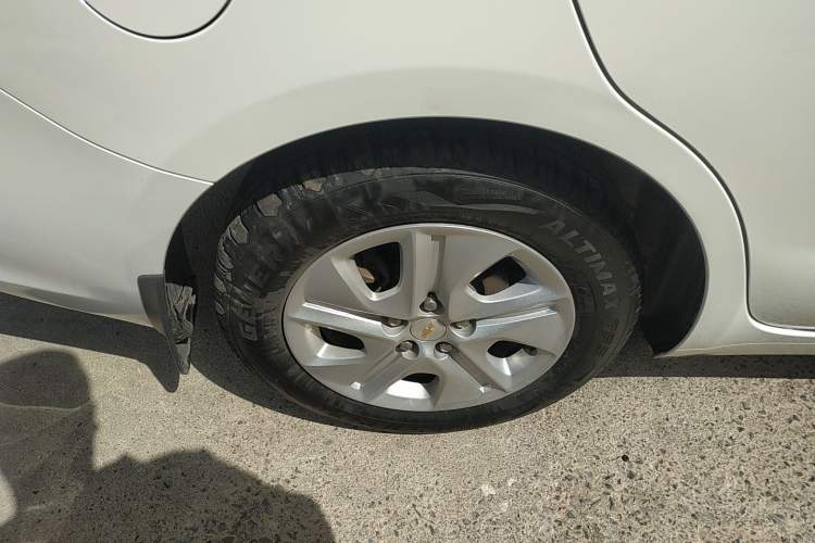 Used Chevrolet Monza 2019 320T Manual Xinxin Edition China VI Right Rear Wheel Hub