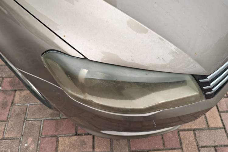 Used Volkswagen Bora 2013 1.6L Automatic Fashion Model Right Front Headlight