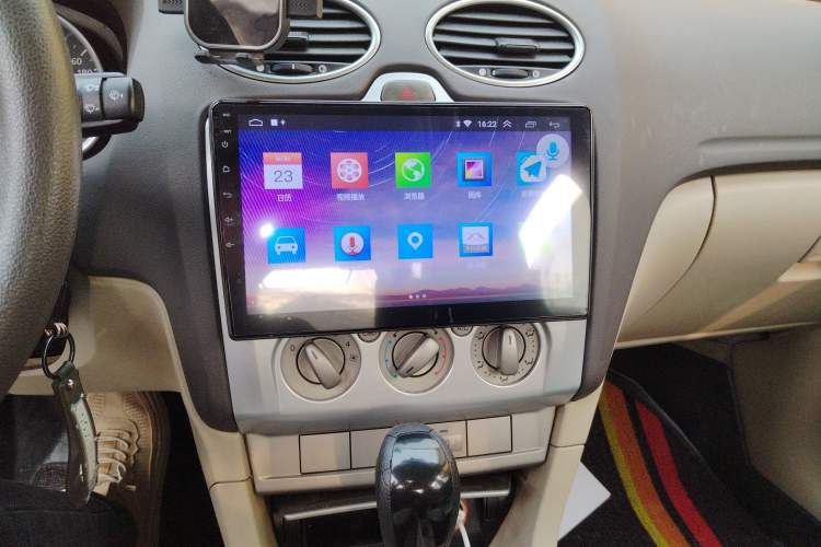 Used Ford Focus 2012 Sedan Classic 1.8L Automatic Base Model Audio And AC Panel