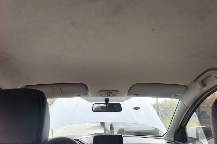 Used Wuling Hongguang S3 2019 1.5L Manual Comfort Model China VI Standard
