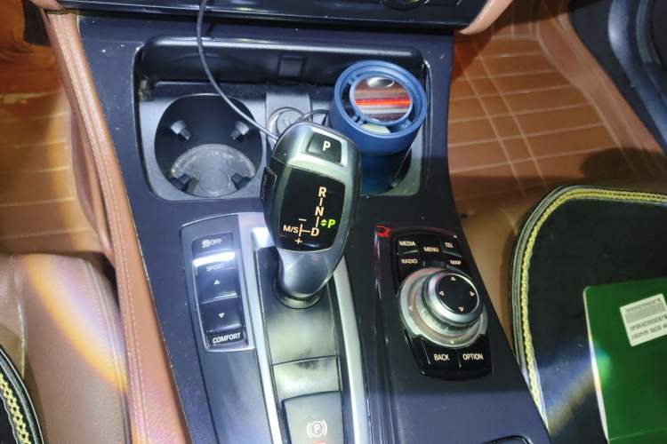 Used BMW 5 Series 2014 520Li Elegant Model
