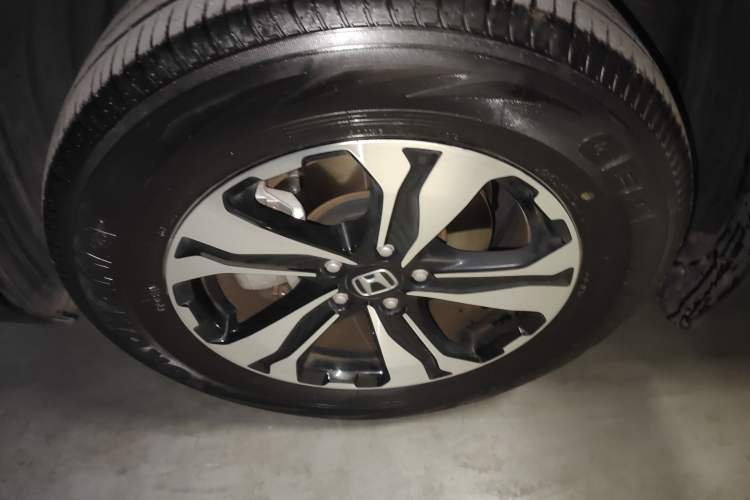 Used Honda CR-V 2019 Brilliant Edition 240TURBO CVT 2WD Comfort Version China VI Emission Standard