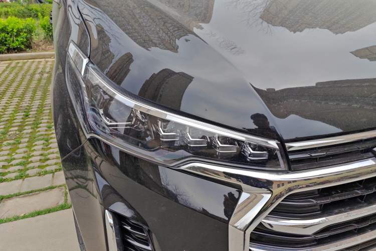 Used SAIC MAXUS G20 2021 Facelifted PLUS 2.0T Gasoline Automatic Luxury Edition