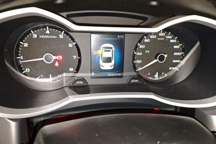 Used Geely Auto Emgrand GL 2017 1.8L DCT Elite Model
