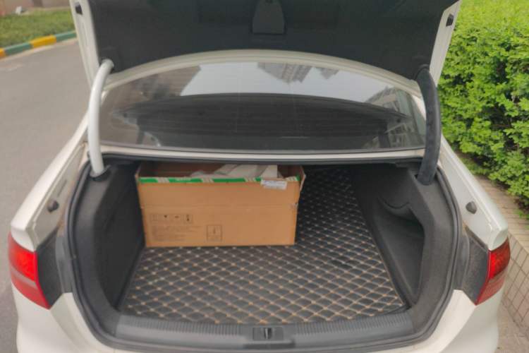 Used Audi A4L 2016 35 TFSI Collector's Edition Automatic Standard Model
