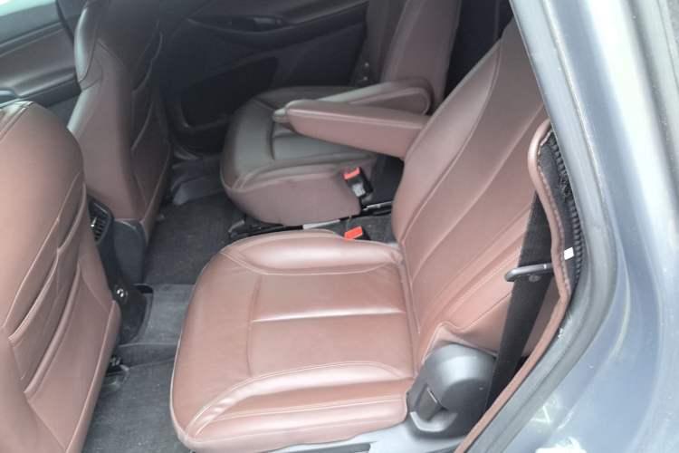 Used Buick GL6 2018 18T 6-Seater Luxury Model
