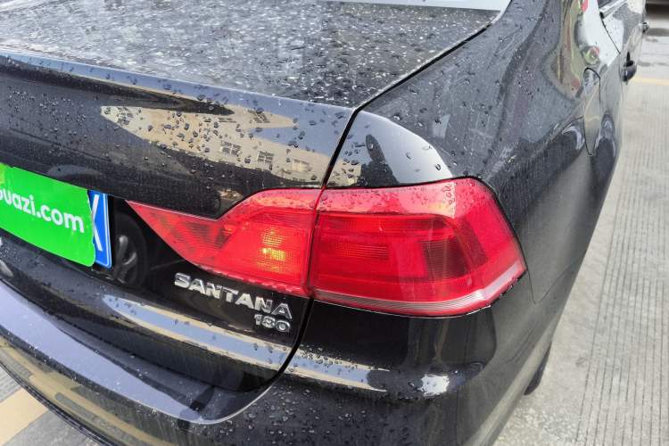 Used Volkswagen Santana 2016 1.6L Manual Fashion Edition