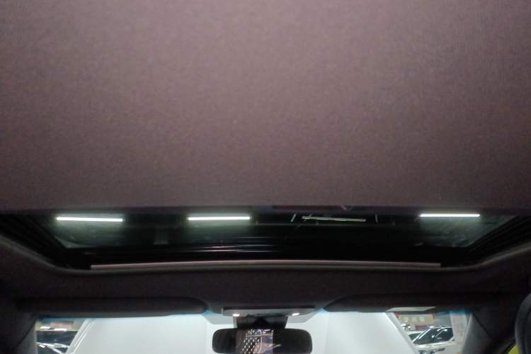 Used Toyota Avalon 2019 2.0L XLE Premium Edition China VI