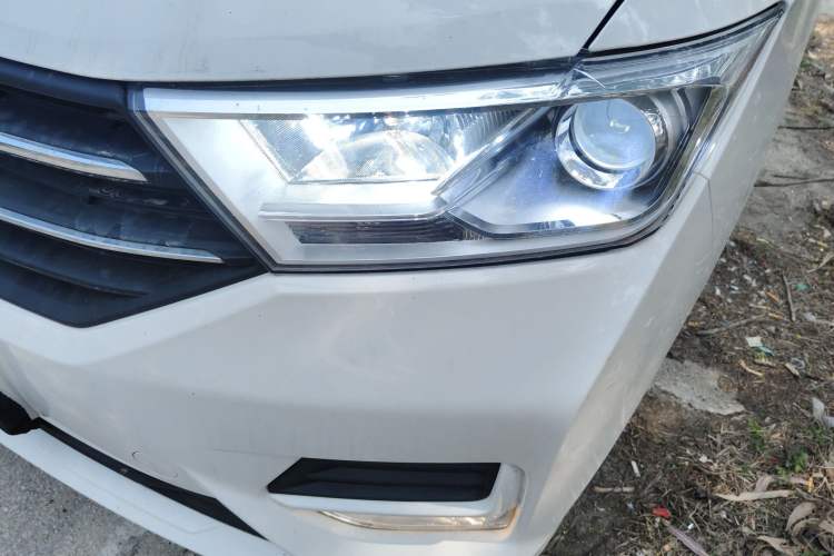 Used Wuling Hongguang 2021 1.5L Facelift S Comfort Version Hydraulic Power Steering LAR Left Front Headlight