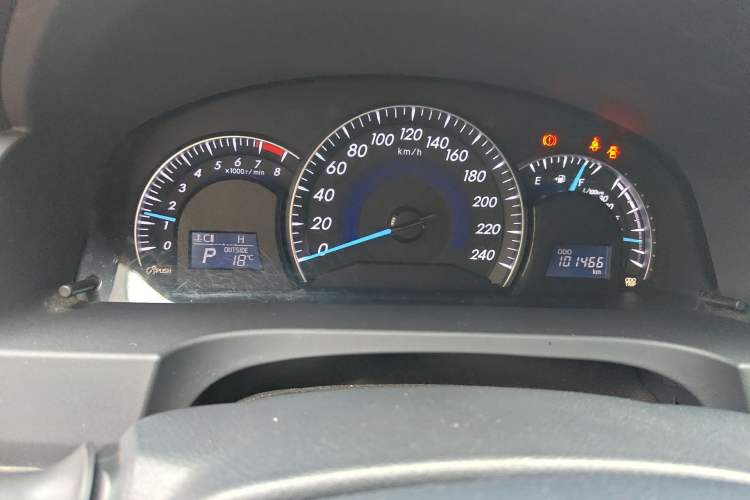Used Toyota Camry 2016 2.0G 10th Anniversary Leading Edition Instrument Cluster