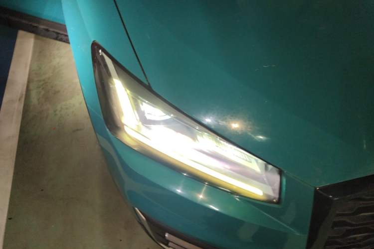 Used Audi Q2L 2018 35 TFSI Fashion Dynamic Version China VI Emission Standard Right Front Headlight