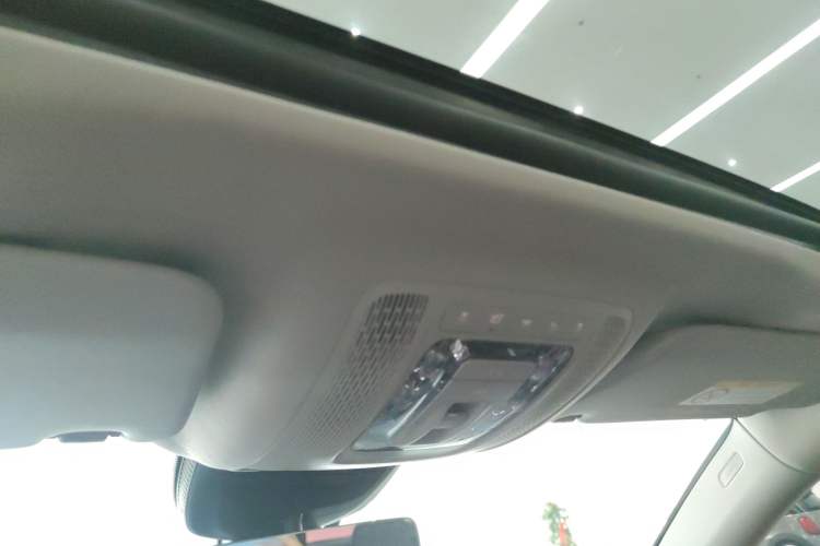 Used Mercedes-Benz GLE 2023 GLE 350 4MATIC Stylish Model
