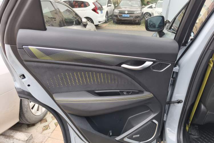 Used Geely Auto Monjaro S 2021 2.0TD Automatic Two-Wheel Drive Lightning Edition
