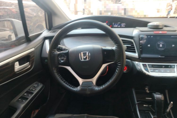 Used Honda Jade 2017 1.8L automatic Comfort version 5 seats
